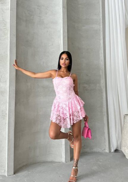 Aura Modist Sırt Bağlamalı Kat Kat Dantel Mini Elbise